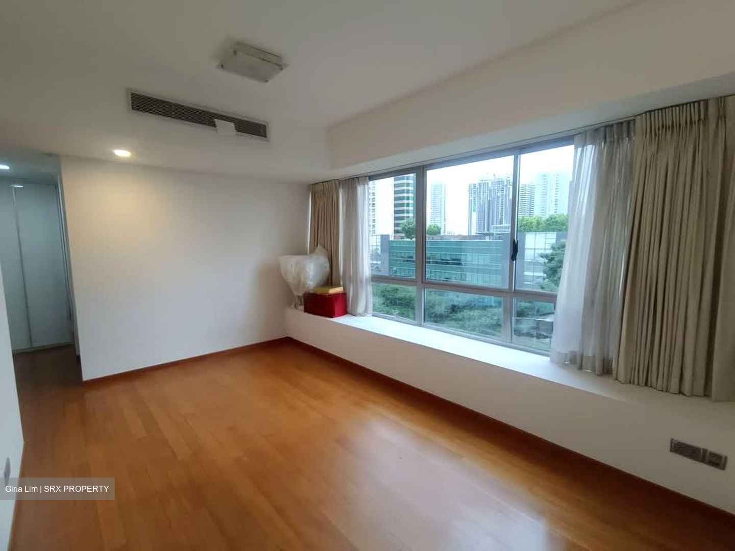Suites @ Cairnhill (D9), Apartment #607120041